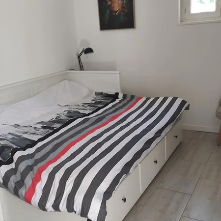 Au Petit Luberon Apartment *